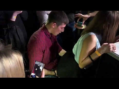 ❤️ Sex real într-un club de noapte rusesc. O rusoaică de 18 ani în anus și vagin futută într-un club de noapte ❤️❌  at us ro.fullpornercom.ru ﹏